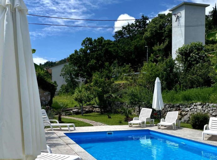 Sport & Beauty 4, Luxury Lovran Apartments With Swimming Pool, Lovran