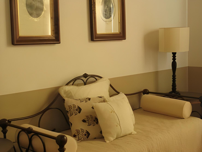 Bedroom 1, Ginestriccio, Livorno