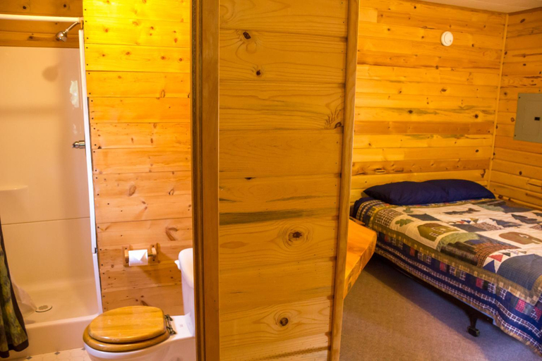 Bedroom, Midnight Sun Log Cabins, Kenai Peninsula