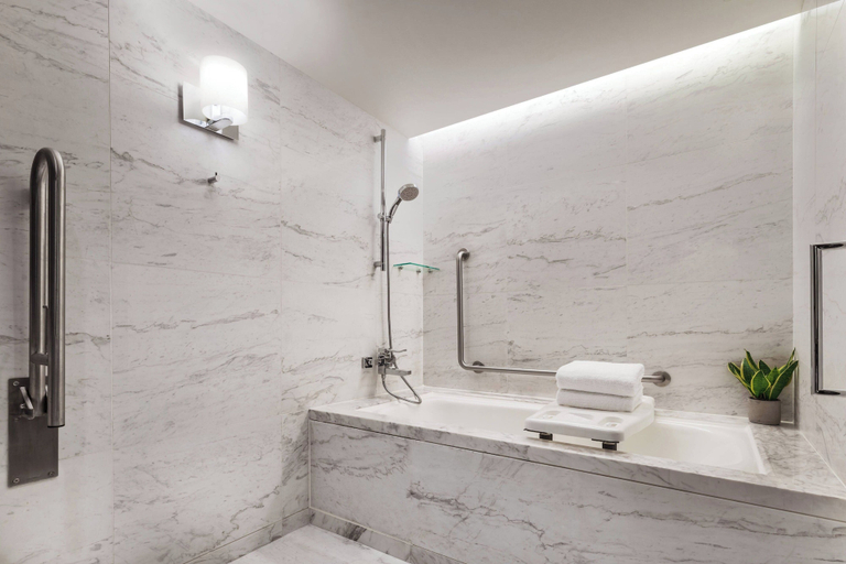 Bathroom 15