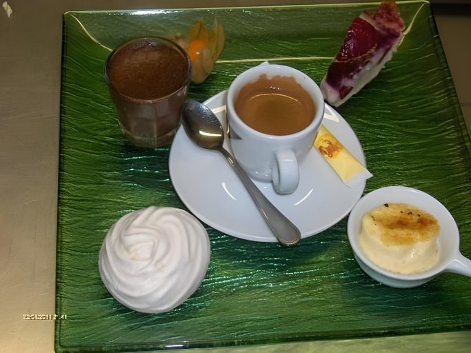 Food & Drinks 4, Hotel Logis Restaurant La Fontaine, Jura
