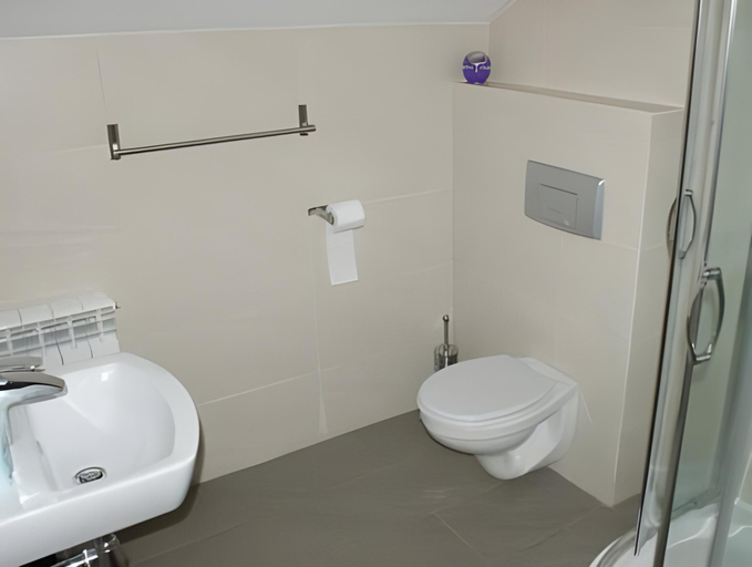 Bathroom 3, Pensjonat Retro, Łomża