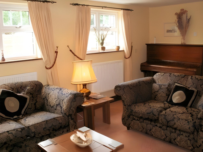 Others 5, Grove House - Woodbridge, Suffolk