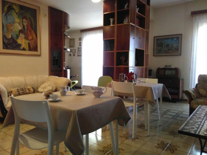 Others 2, B&B Pisani, Palermo