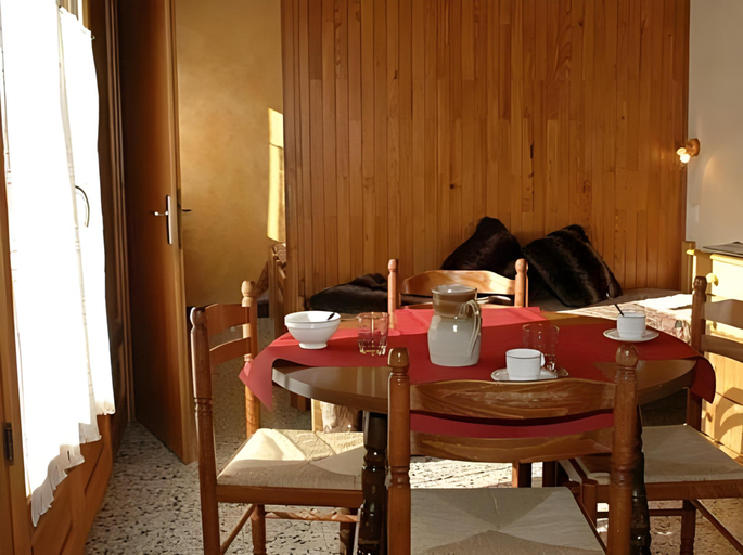 Interior view 4, Giffre Et Clesson, Haute-Savoie