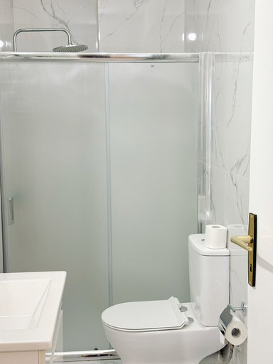 Bathroom 4, Athens Riviera Apartments 300m from Beach, Attica