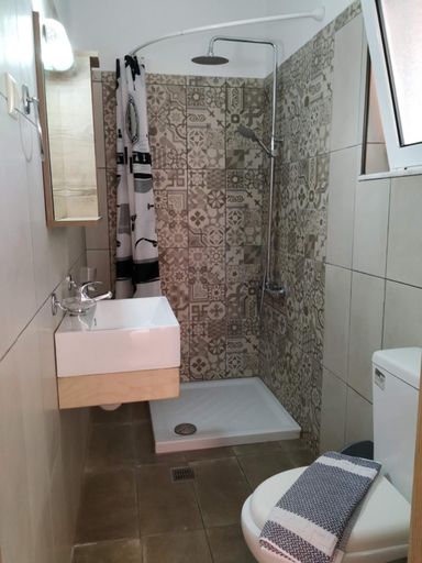 Bathroom 4, Pardalakis Studios, Crete