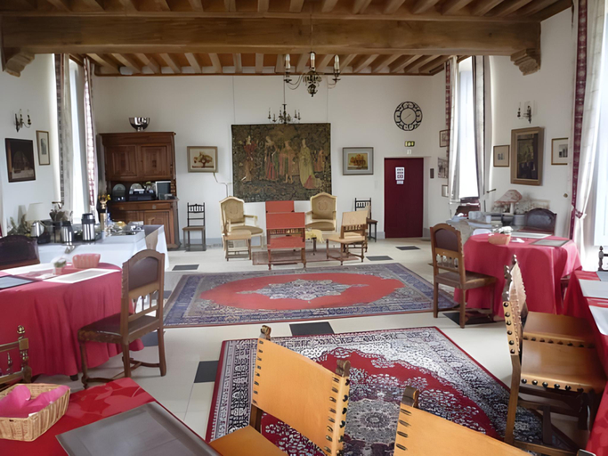 Food & Drinks 2, Chateau d'Avanton, Vienne