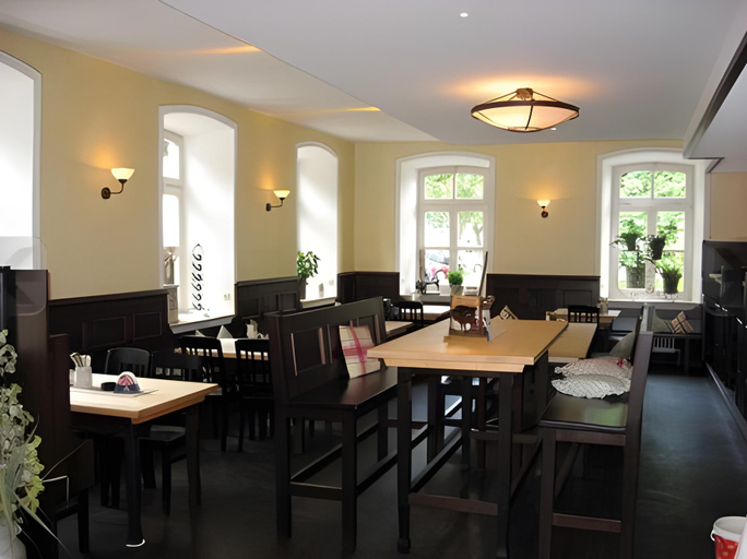 Others 3, Hotel zum Fischer, Dachau