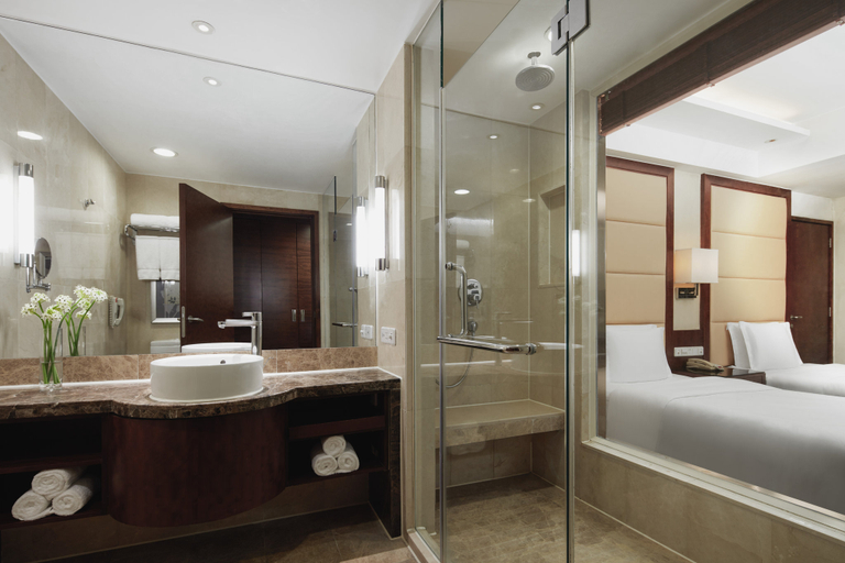 Bathroom 15