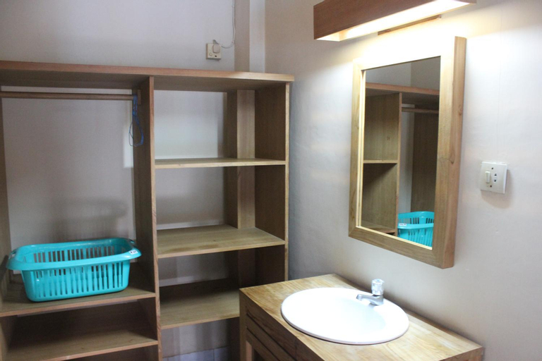 Bathroom 4
