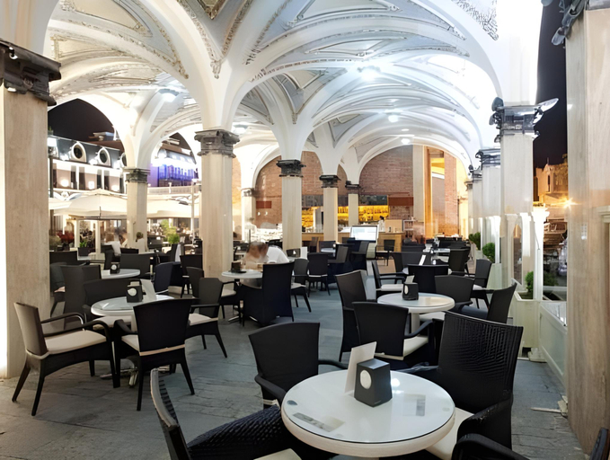 Food & Drinks 4, Piazza Boutique Hotel, Batumi