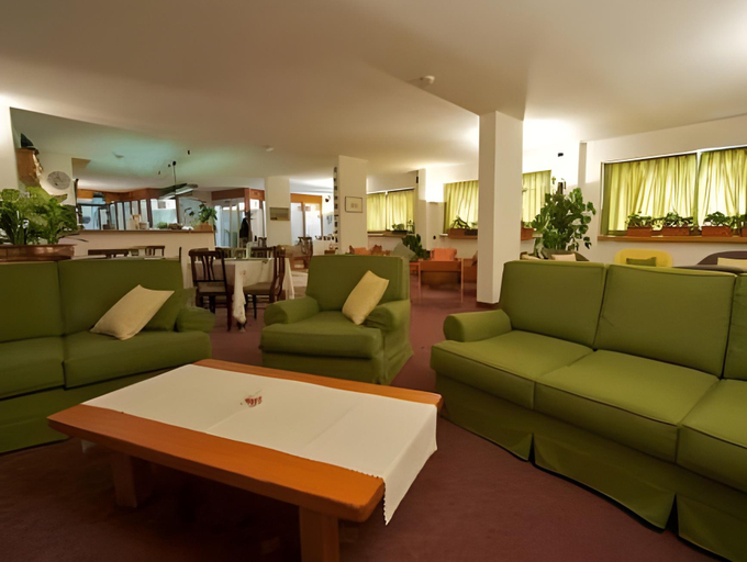 Others 5, Hotel Nordik, Sondrio
