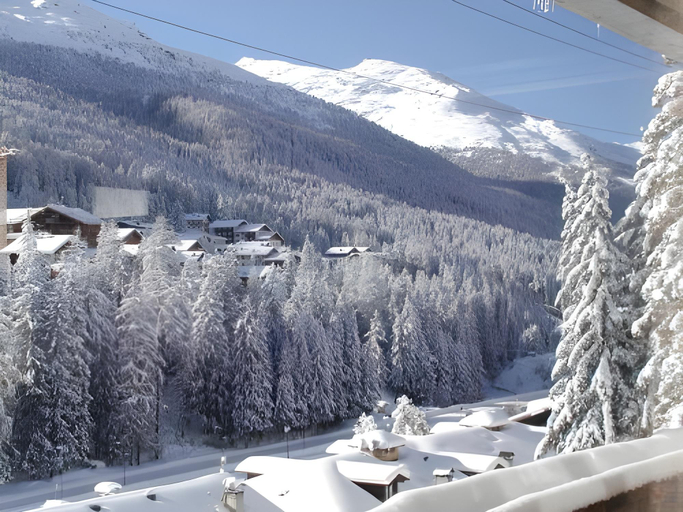 Others 4, Hotel Nordik, Sondrio