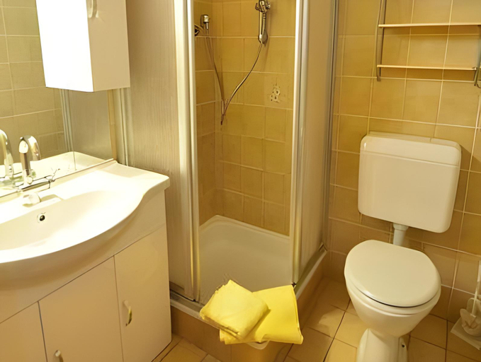 Bathroom 4, Erlebnisbauernhof Urak, Völkermarkt