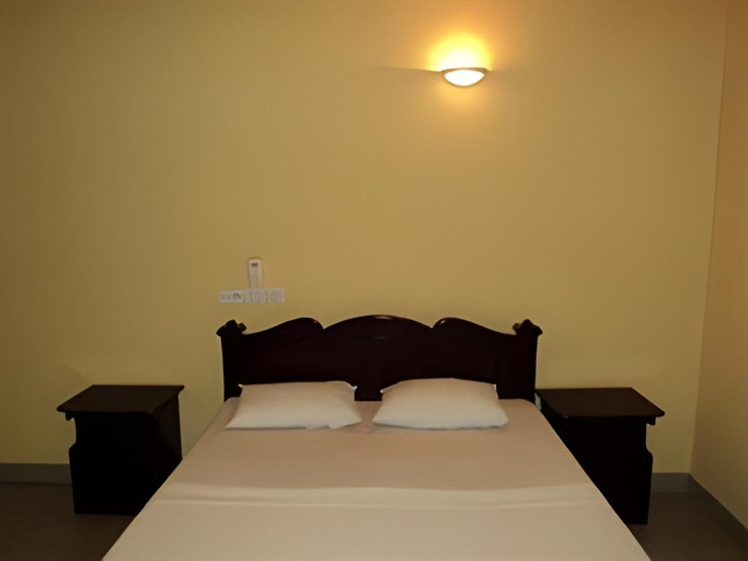 Bedroom 2, Victory Inn, Moneragala