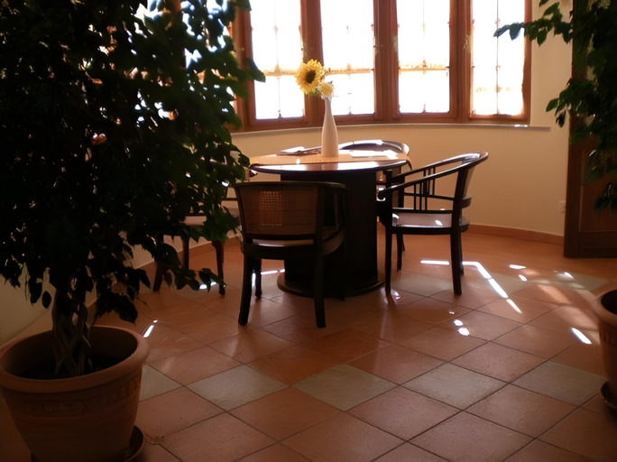 Lobby 5, Hotel Velasole, Nuoro