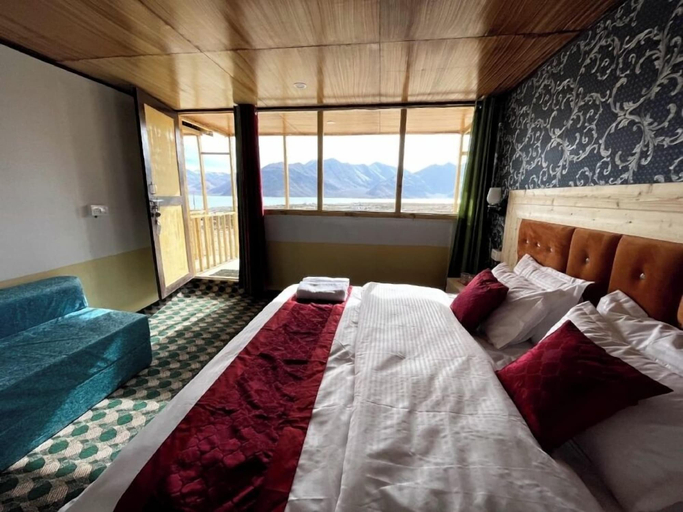 Bedroom 2, Ecstasy Huts Pangong, Leh