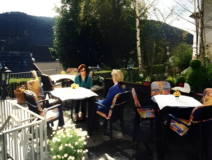 Food & Drinks 3, Boutique Hotel LANDHAUSZEIT, Euskirchen