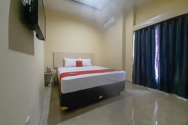 Bedroom 12
