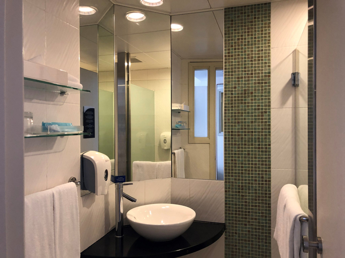 Bathroom 3