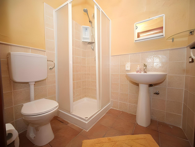 Bathroom 3, La Pergola B&B, Trapani