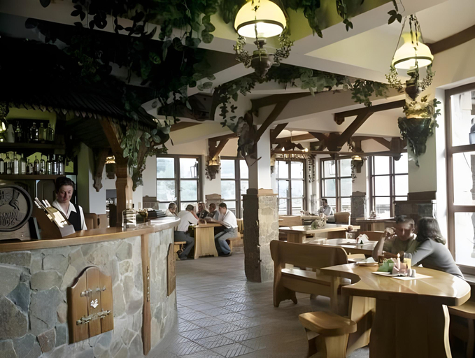 Food & Drinks, Zajazd Cicha Woda, Nowy Targ