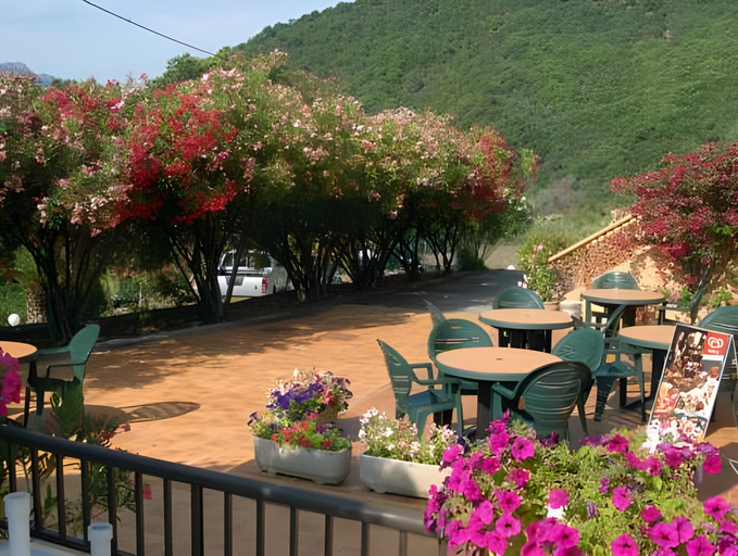 Others 3, Residence Cabanaccia, Corse-du-Sud