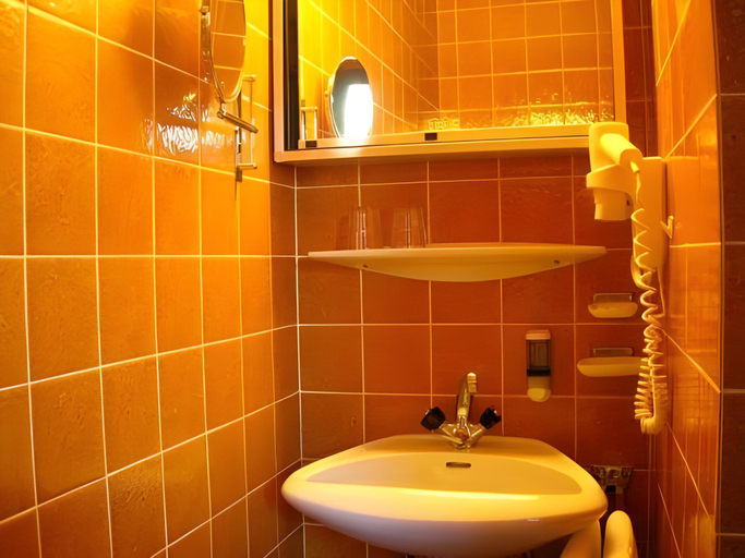 Bathroom 3, Sonnhof, Innsbruck Land