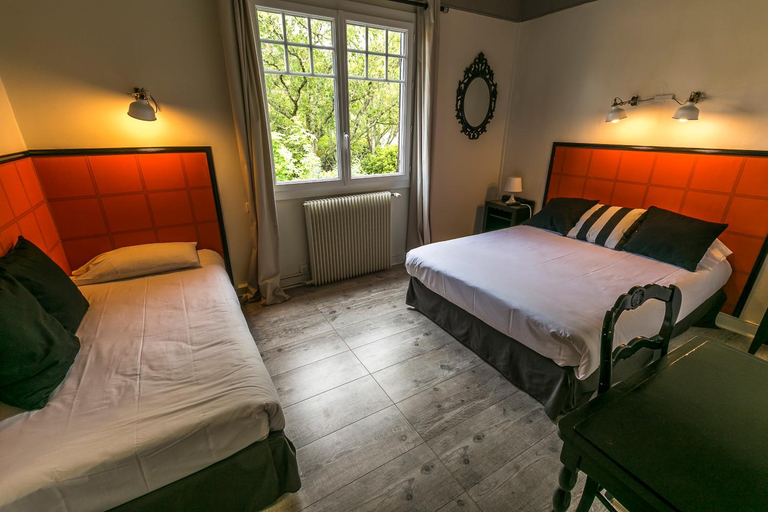 Bedroom 3, Etche Ona, Gironde