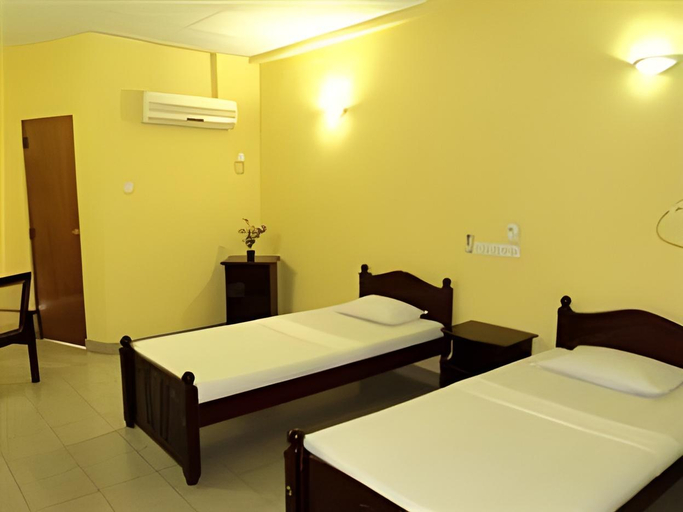 Bedroom 3, Victory Inn, Moneragala