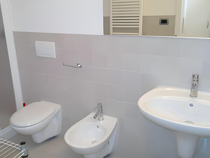 Bathroom 3, Residence Hotel Hungaria, Gorizia