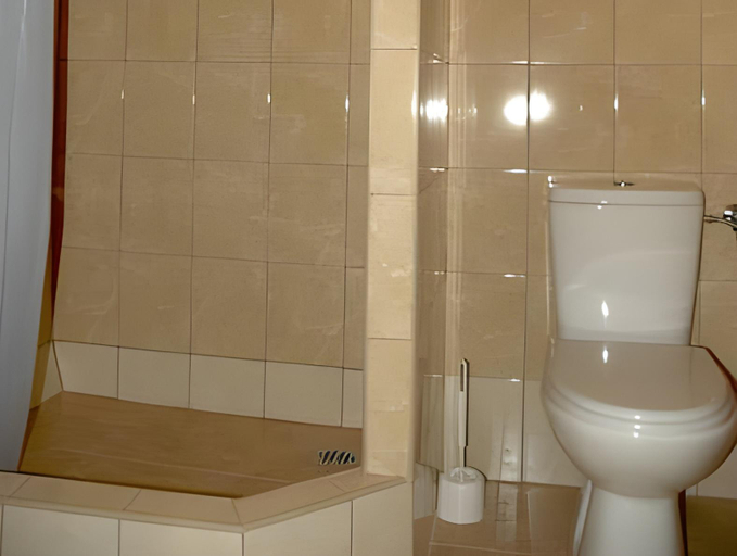 Bathroom 2, HotelsLublin, Lublin City