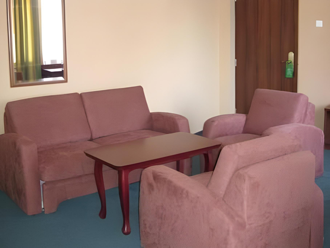 Others 3, Hotel Hetmanski, Rawa