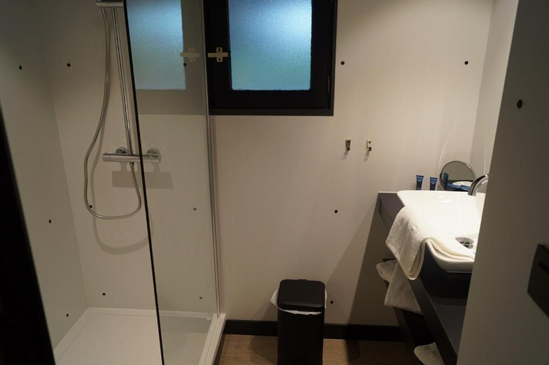 Bedroom 3, Hotel Tropical, Luxembourg
