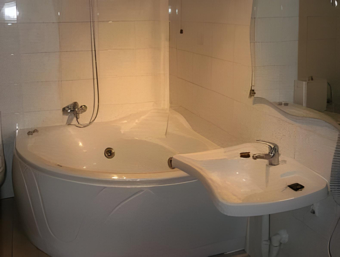 Bathroom 2, Airone Hotel, Reggio Nell'Emilia