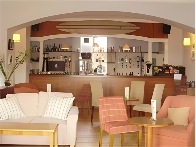 Food & Drinks 4, the edgcumbe, Cornwall