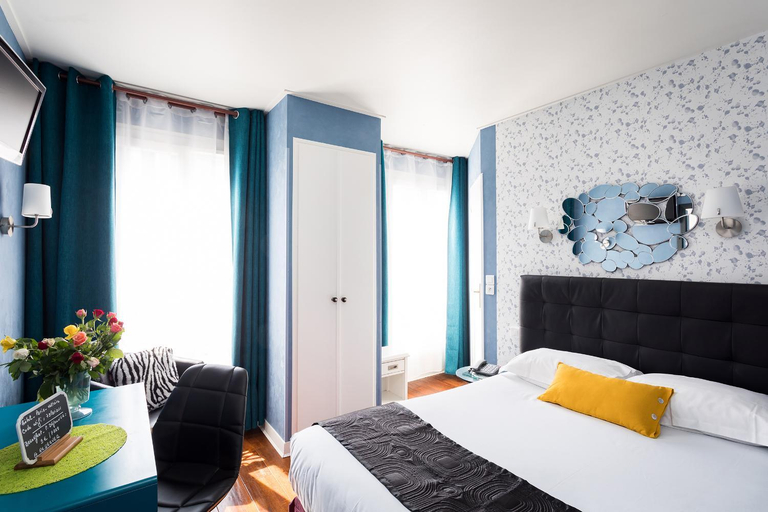 Others 2, Hotel Paris Voltaire, Paris