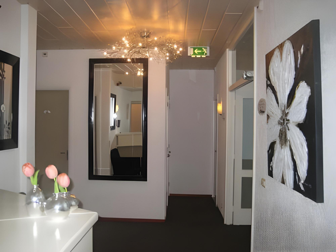 Bathroom 2, Hotel Aan Zee, Noordwijk