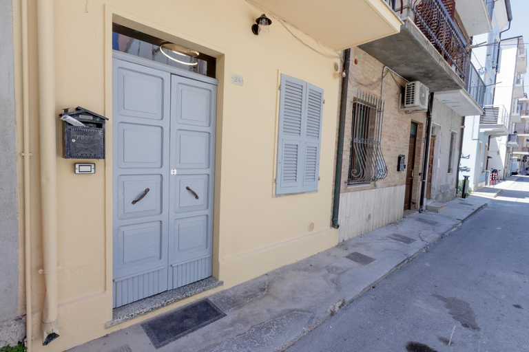 Exterior & Views, Al Borgo Marinaro Guest House, Macerata