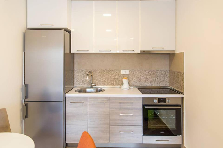 Others 2, Porto Apartments
