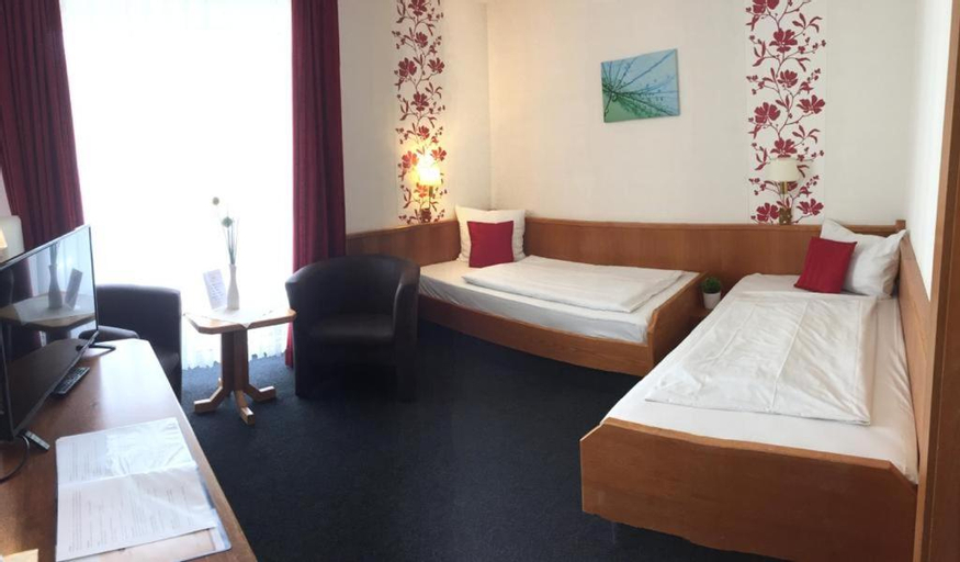 Bedroom 9