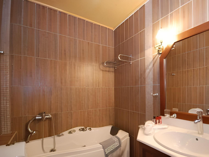 Bathroom 4, Epavlis Boutique Suites, Central Greece