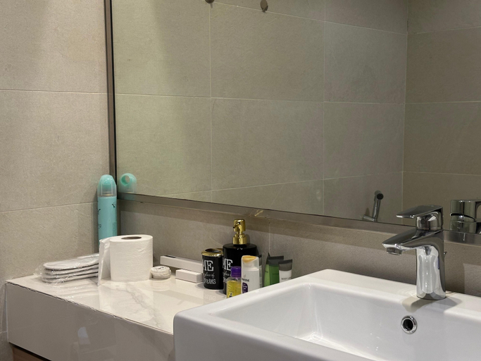 Bathroom 4, Sunset Haven - Chic Creek Studio, Dubai