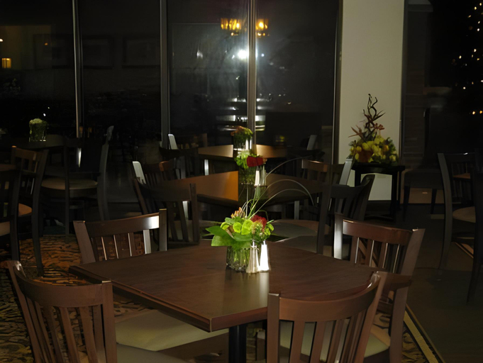 Food & Drinks 4, The Kanata Fort Saskatchewan, Division No. 11