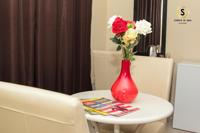 Food & Drinks, Streets of Gold Bed and Breakfast, Gaborone