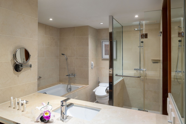 Bathroom 7