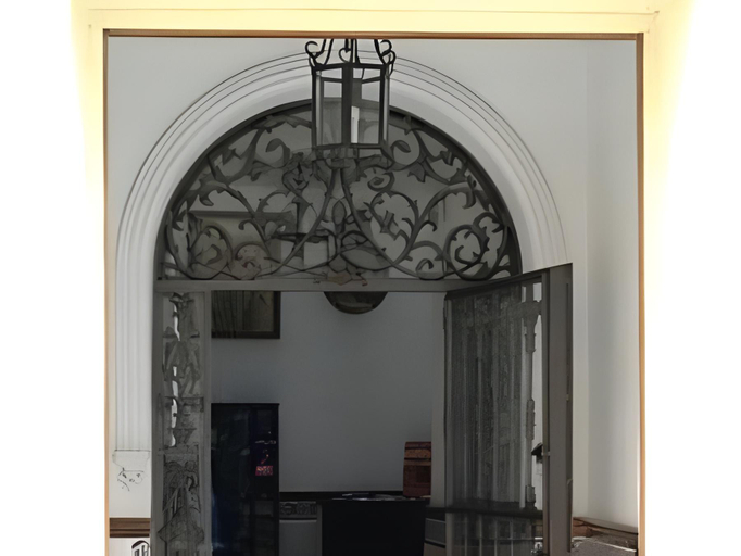 Others 4, Hostal Paco´s, Sevilla