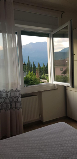 Others 4, Eagle Rooms, Trento