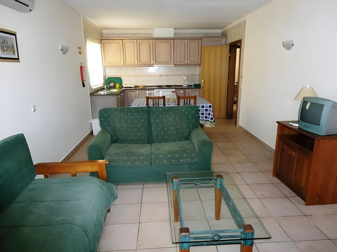 Public Area 4, Apartamentos Monte dos Avos, Albufeira by AlgarveBlossom, Albufeira